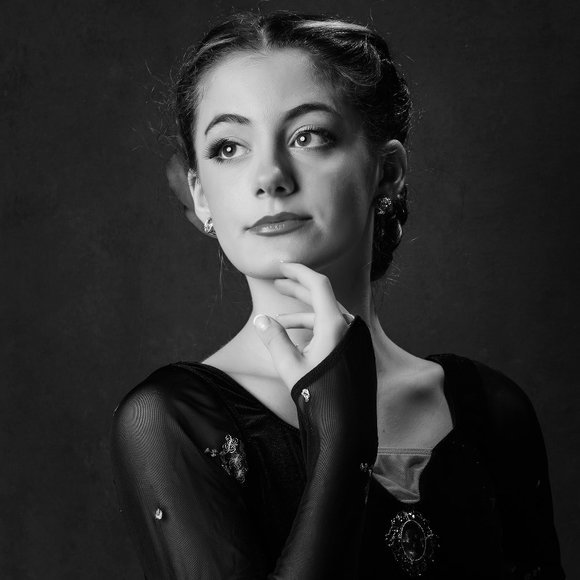 Meet your Posher, Jennifer - Picture 6 of 15